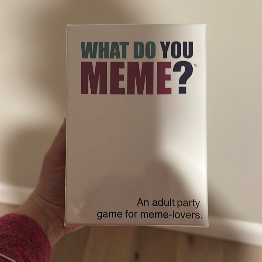 NWT What Do You Meme - Adult Party Game